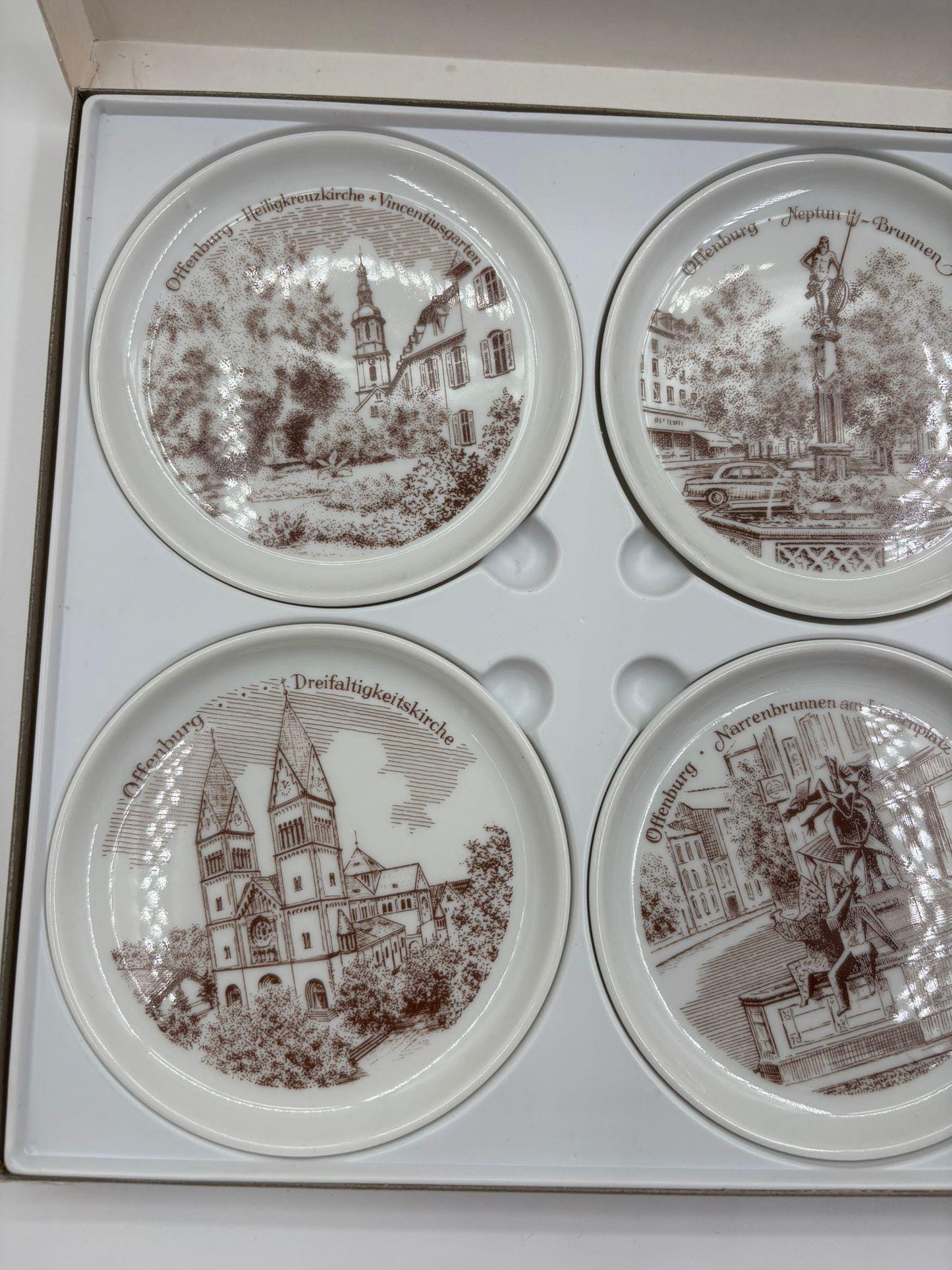Vintage Sammel Teller Set von Fürstenberg Porzellan Offenburg Motive im Etui