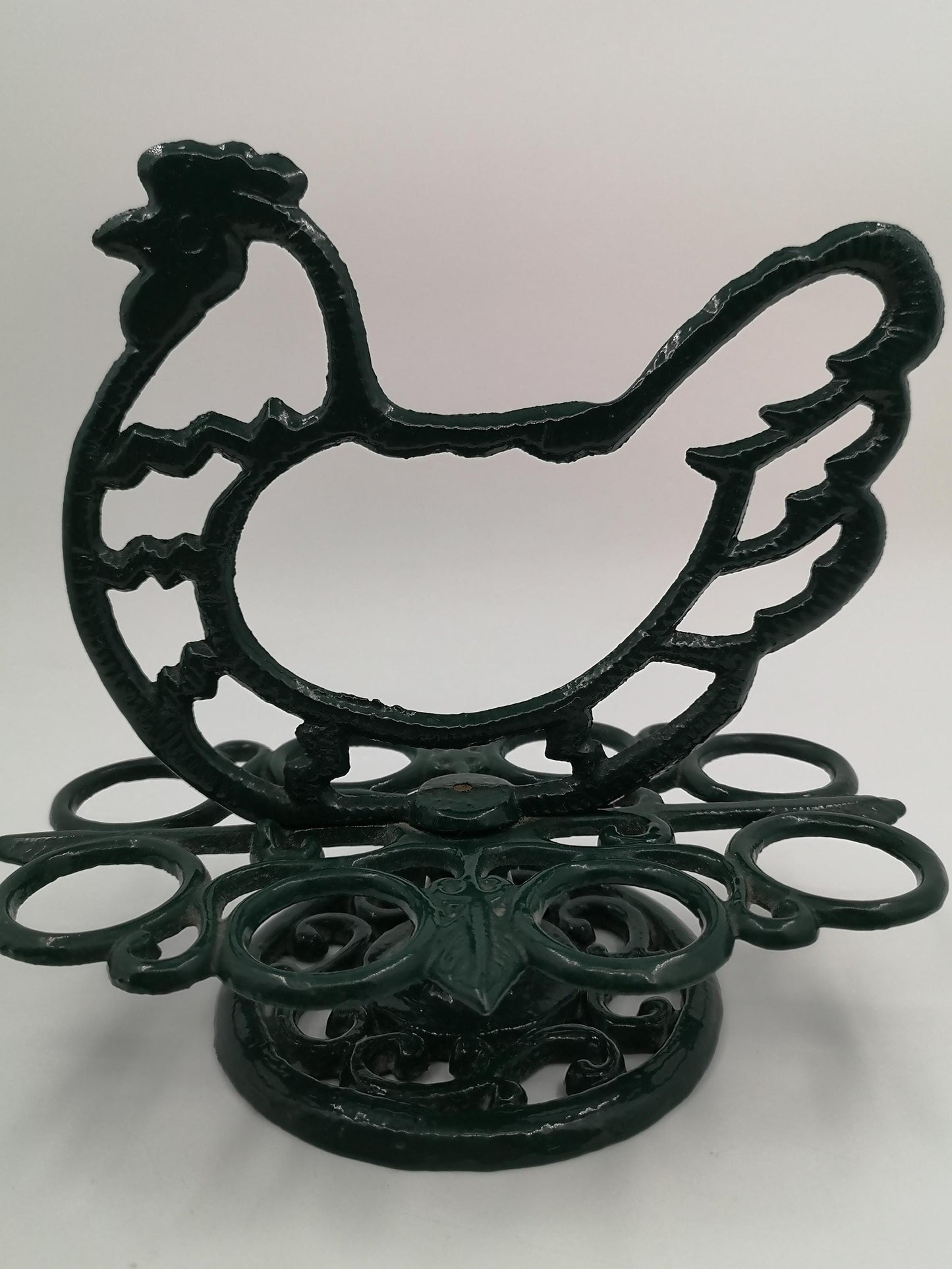 Vintage Eierhalter Huhn aus Gusseisen von LandhausCharmanter, dunkelgrün lackiert, stabil, dekorativ
