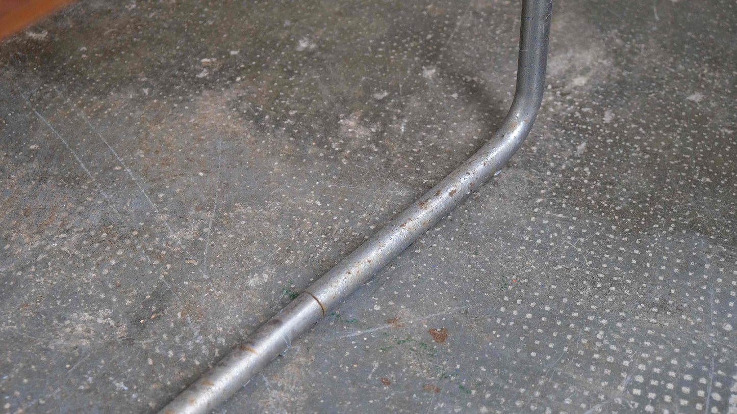 Vintage Beistelltisch Bauhaus mit braunen Holzablagen