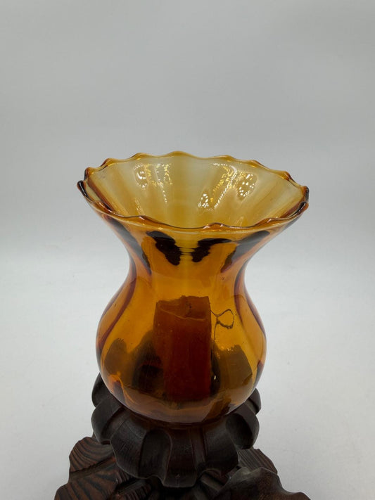 Vintage Kerzenhalter mit Bernsteinglas-Aufsatz und dunklem Holzfuß