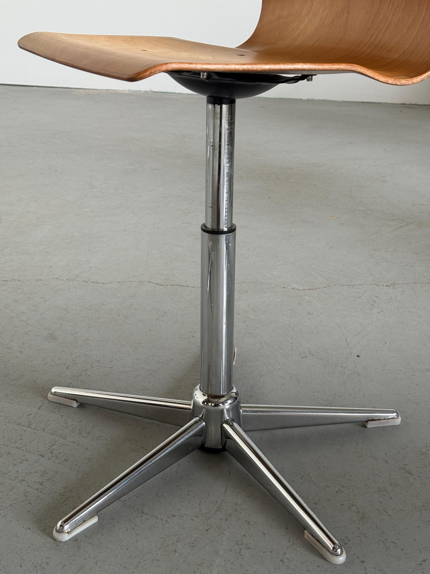 Vintage Drehstuhl von Pagholz verstellbar 1970er