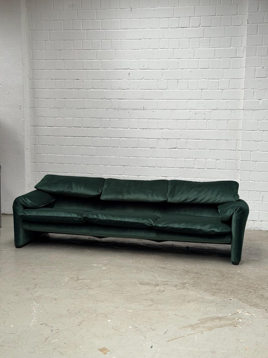 Vintage Sofa Maralunga 675 von Vico Magistretti für Cassina grün Samt 3-Sitzer