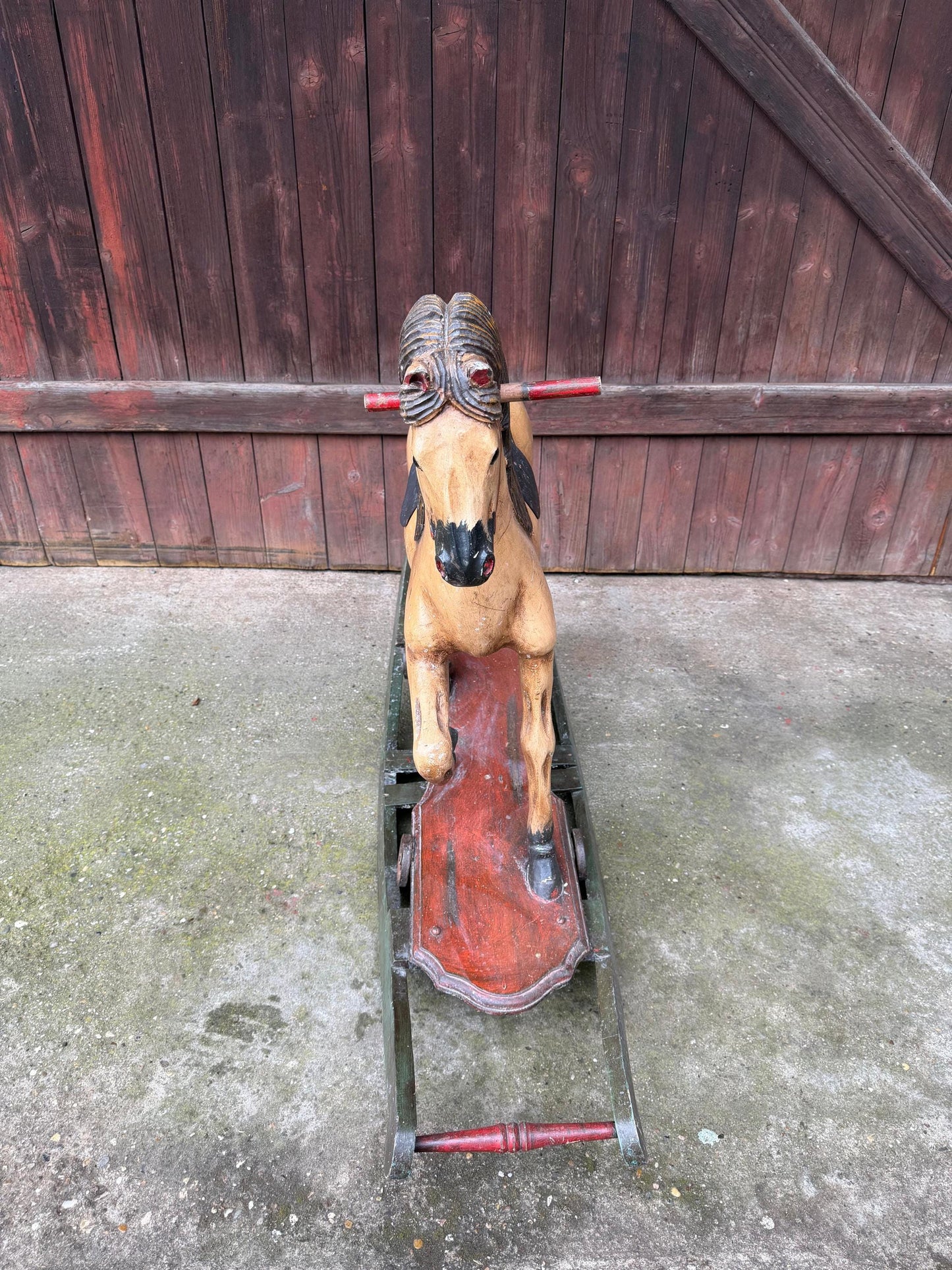 Vintage Schaukelpferd dunkelgrün Holz Echthaar Schwanz Dekoration