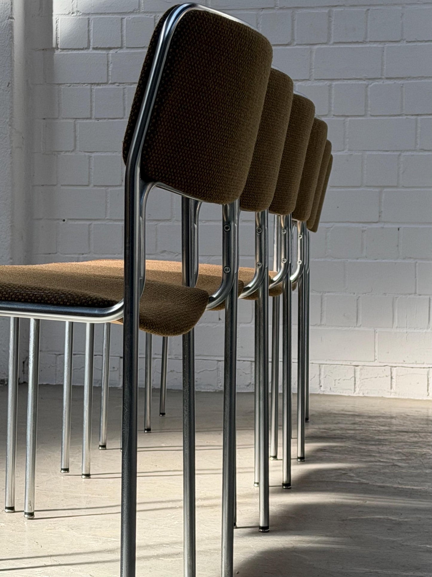 Vintage Stuhl Bauhaus, braun chrom, stapelbar