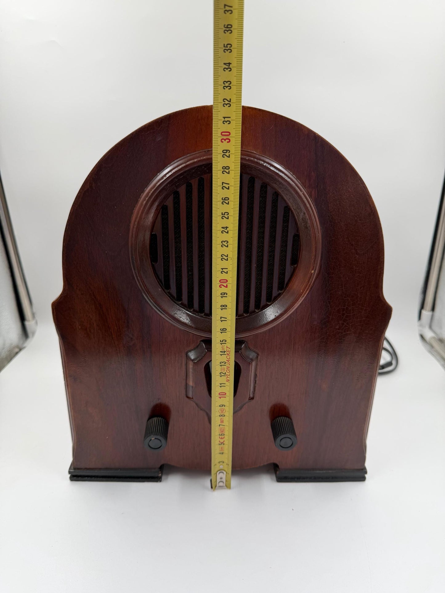 Vintage Röhrenradio Originalzustand voll funktionstüchtig Echtholz-Gehäuse
