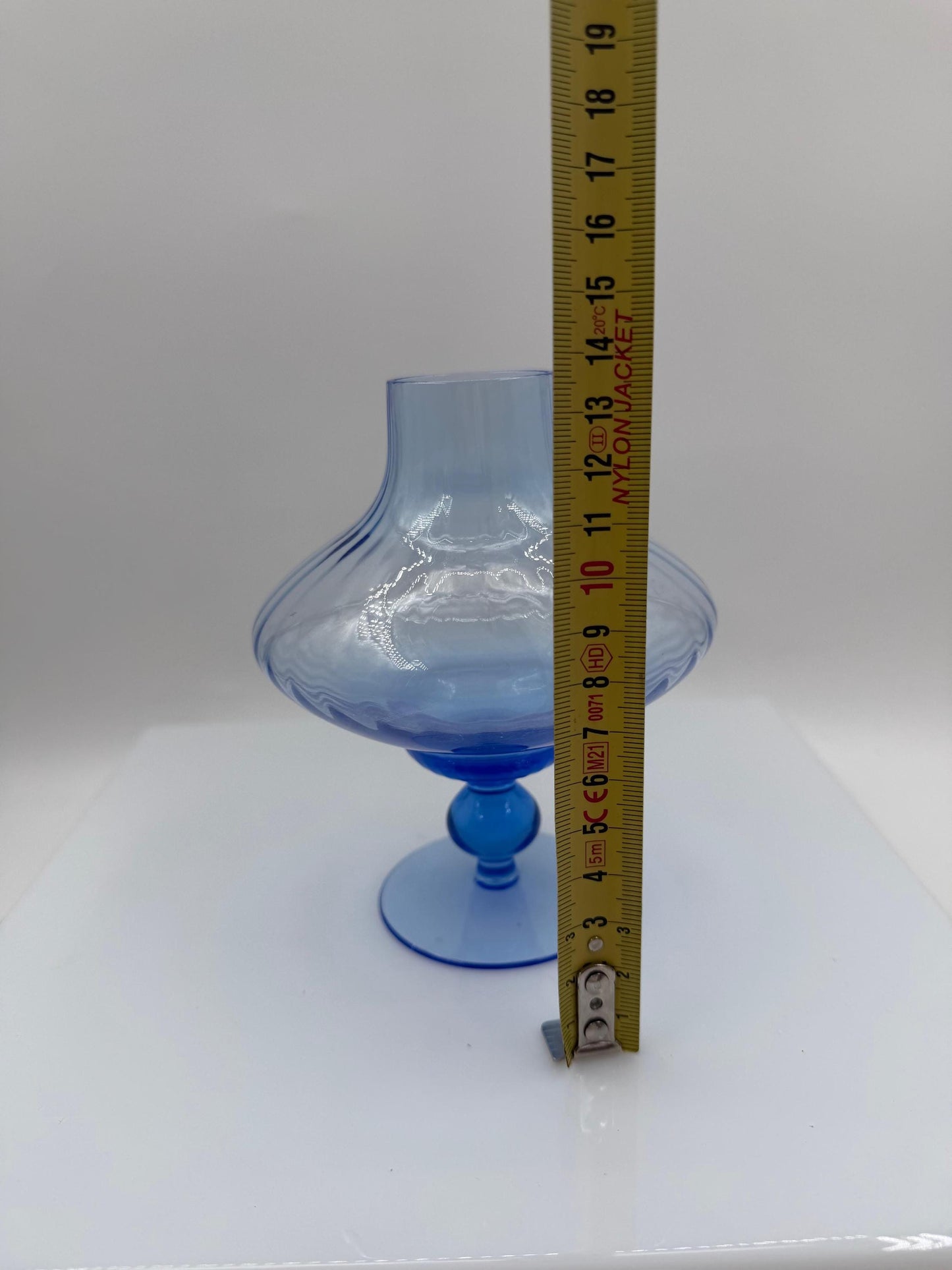 Vintage Glasvase von Lausitzer Glas, hellblau, mundgeblasen, Art Déco Stil, 1960er