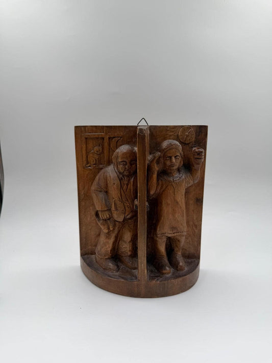 Vintage Wandrelief aus handgeschnitztem Holz mit figürlicher Szene, Volkskunst