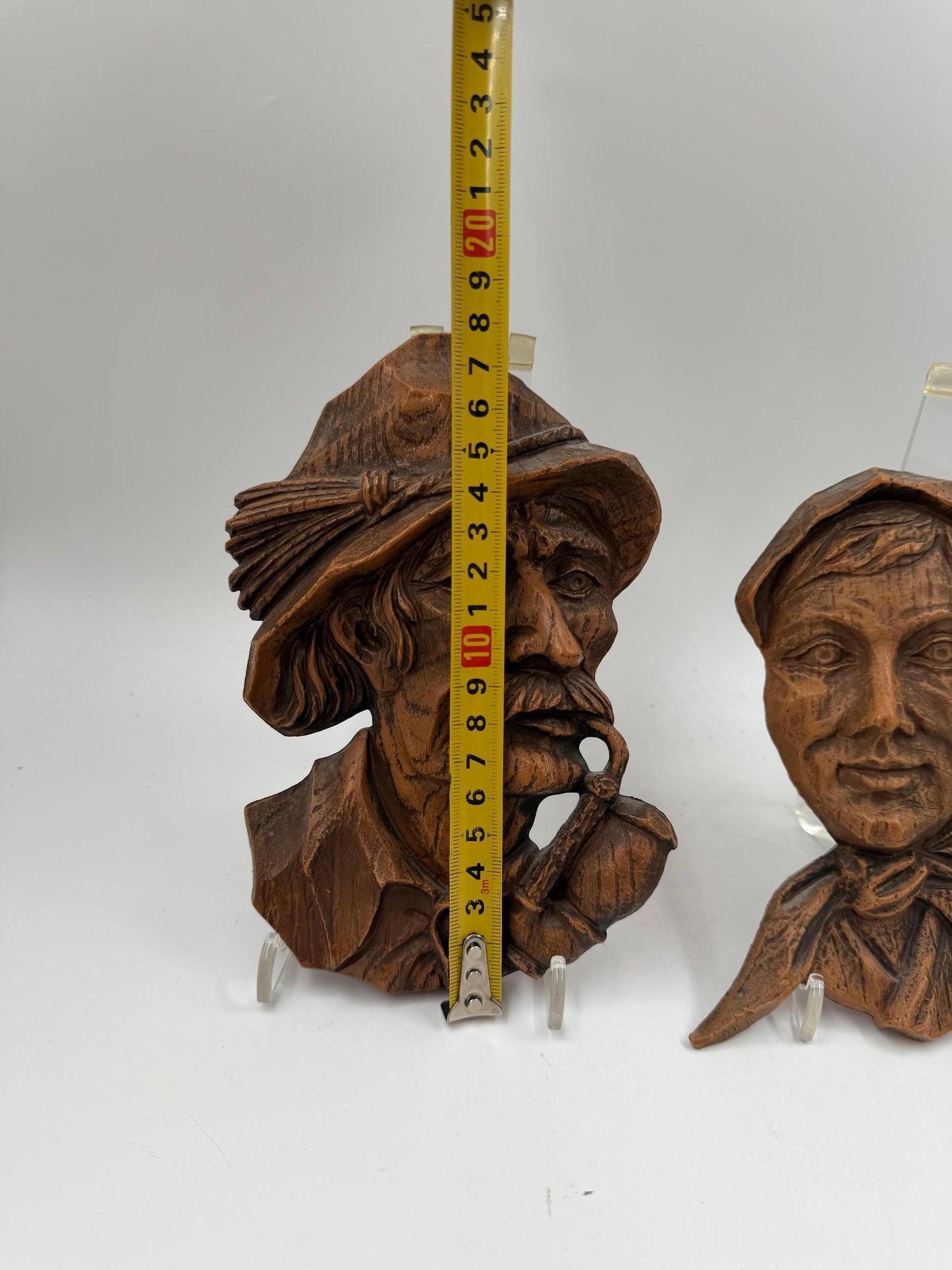 Set von 2 Vintage Schwarzwald Büsten Figuren aus Kunststoff