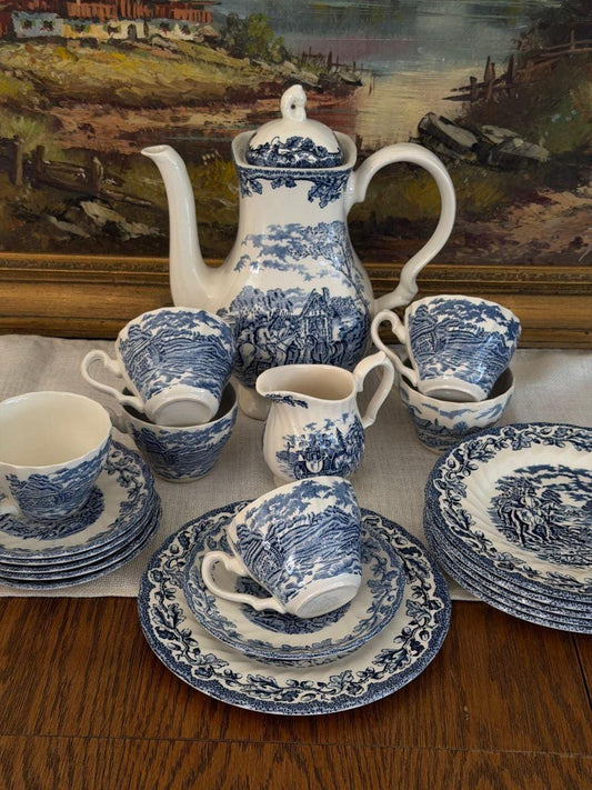 Vintage Kaffeeservice Blau-Weiß Transferware Cottage-Szene