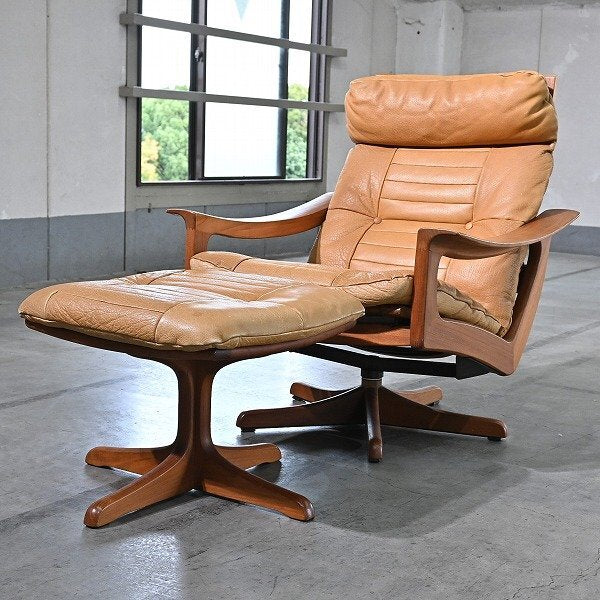 Vintage Relaxsessel mit Ottoman von Lied Mobler