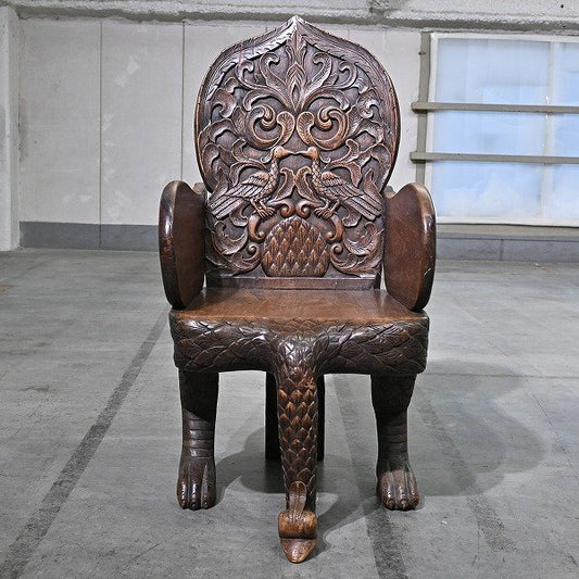 Vintage Stuhl Anglo-Indian mit geschnitztem Hochlehner und Armlehne, Unikat