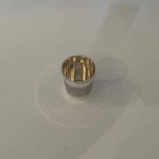 Vintage Silberbecher von Cartier mit Kreuzschraffur-Dekor