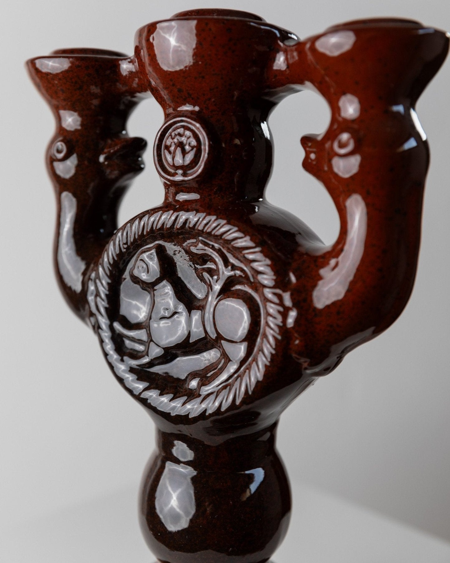 Vintage Kerzenhalter für 3 Kerzen Keramik braun Relief, Dekoration, Estland 60er