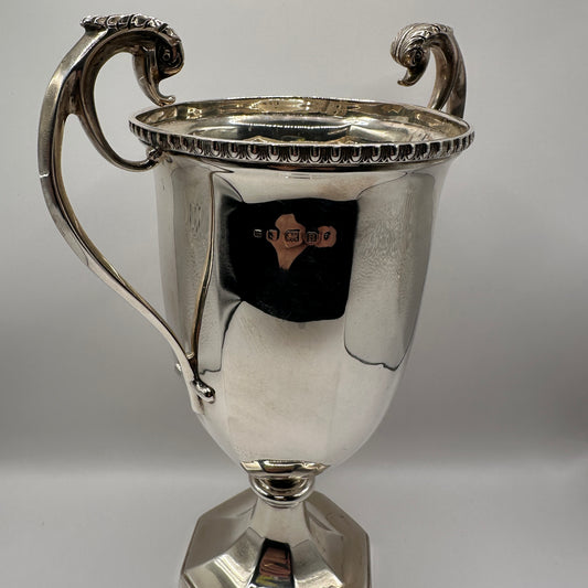 Vintage Pokal aus Sterling Silber mit zwei Henkeln, englisch, vergoldet innen, Birmingham, 20. Jh.