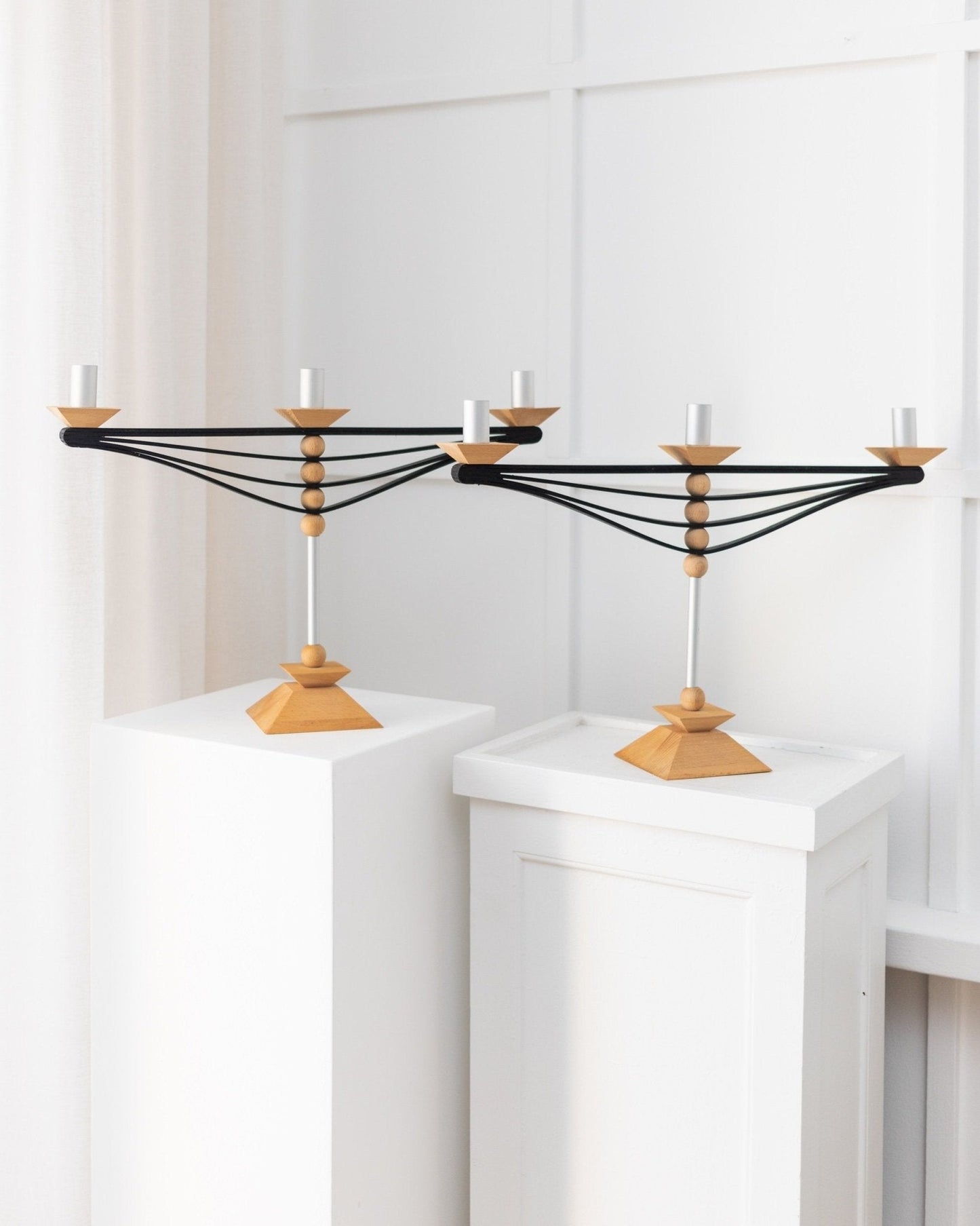 Vintage Kerzenhalter Set von 2 Naturholzton Silber Holz Aluminium Prototypen Made in Italy