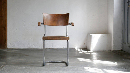 Vintage Bauhaus cantilever chair by Thonet dark brown
