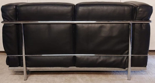 Vintage Sofa LC2 von Le Corbusier und Pierre Jeanneret für Cassina Leder Schwarz