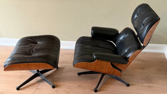 Vintage Sessel und Fußhocker von Charles und Ray Eames für Herman Miller und Vitra