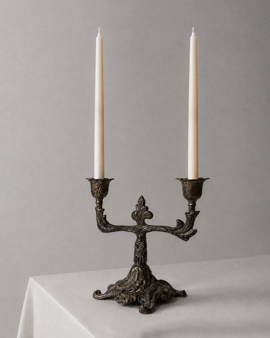 Vintage Bronze Kerzenhalter für zwei Kerzen im Art Déco Design mit floralen Verzierungen