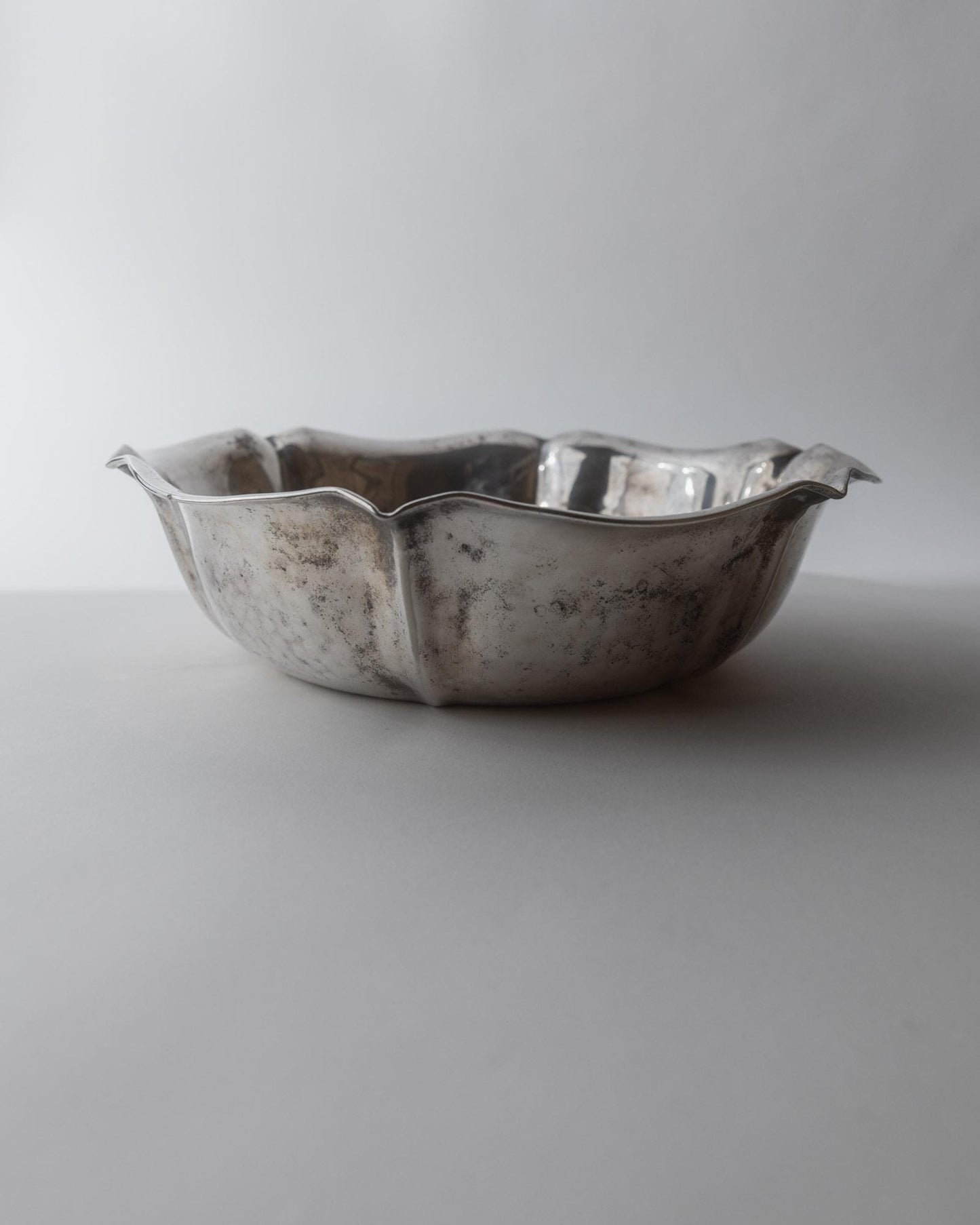 Vintage Obstschale Centerpiece versilbert, gebogene Form, Silberton Dekoration Metall versilbert