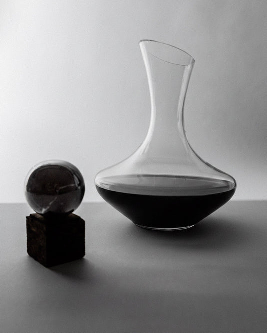 Vintage Weindekanter mit Marmorkugel und Korkwürfelstopfen Transparent Beige Grau