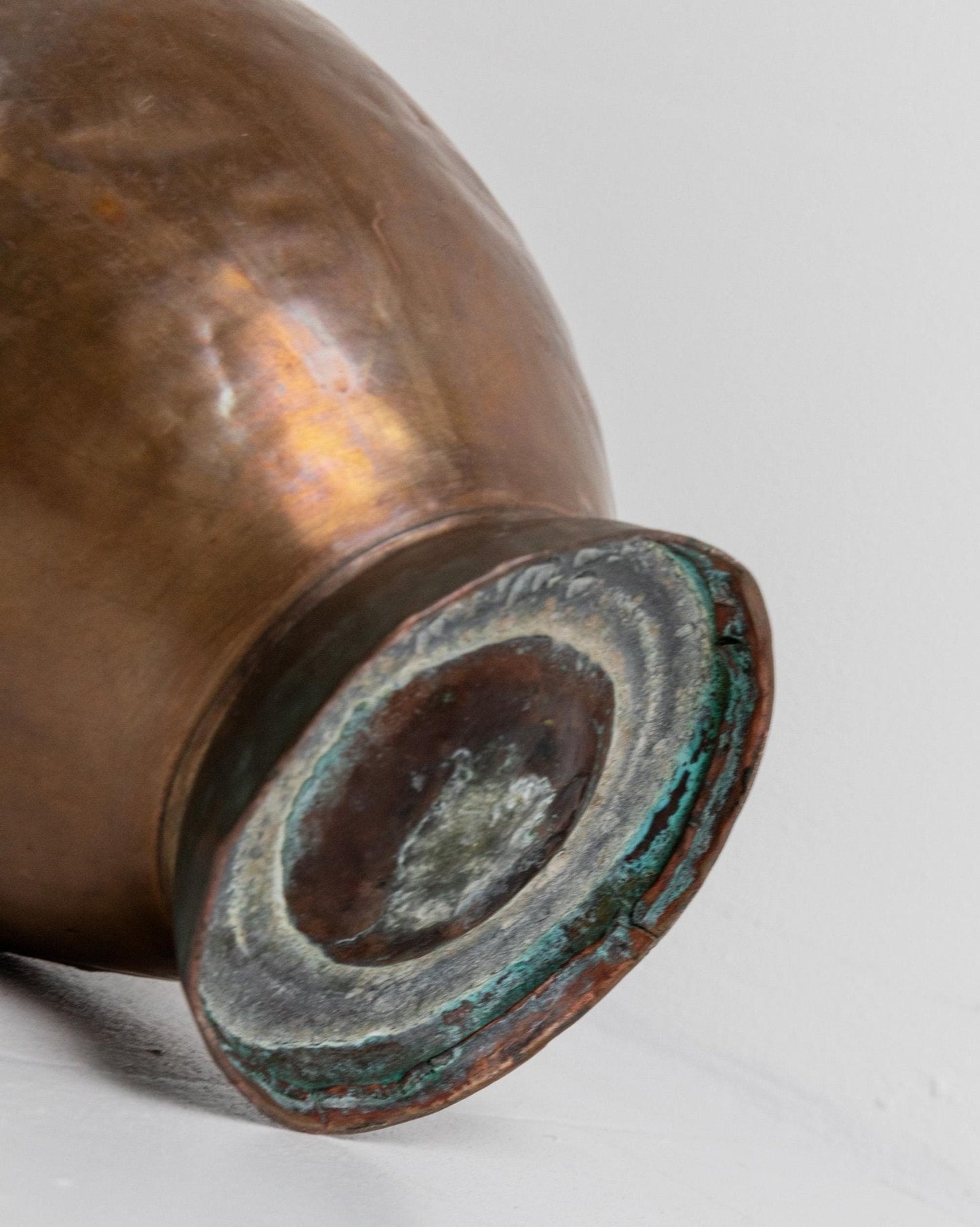 Vintage Metallkrug aus Kupfer und Messing mit Henkel, rustikales Landhausdesign