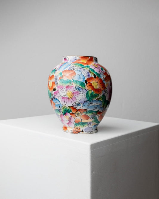 Vintage Chinesische Porzellanvase - Bunt Handbemalt Blumen, Goldene Details - 70er