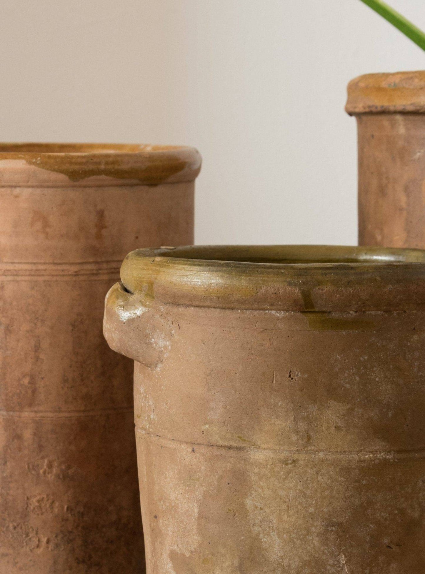 Vintage Pot Terracotta by Rohe Cylinder green/amber Price per piece