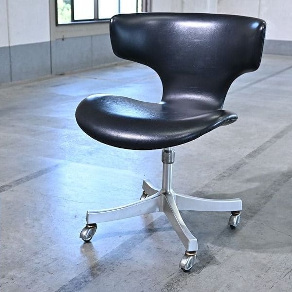 Vintage Stuhl Kabuto Chair von Isamu Kenmochi für Tendo auf Rollen