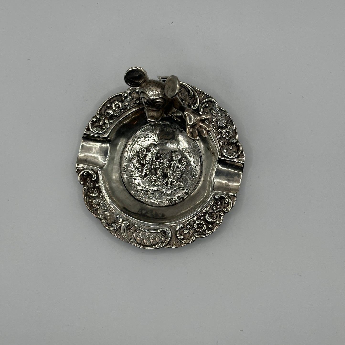 Vintage Mickey Mouse Aschenbecher 925er Silber Reliefszene und skulpturaler Charakter