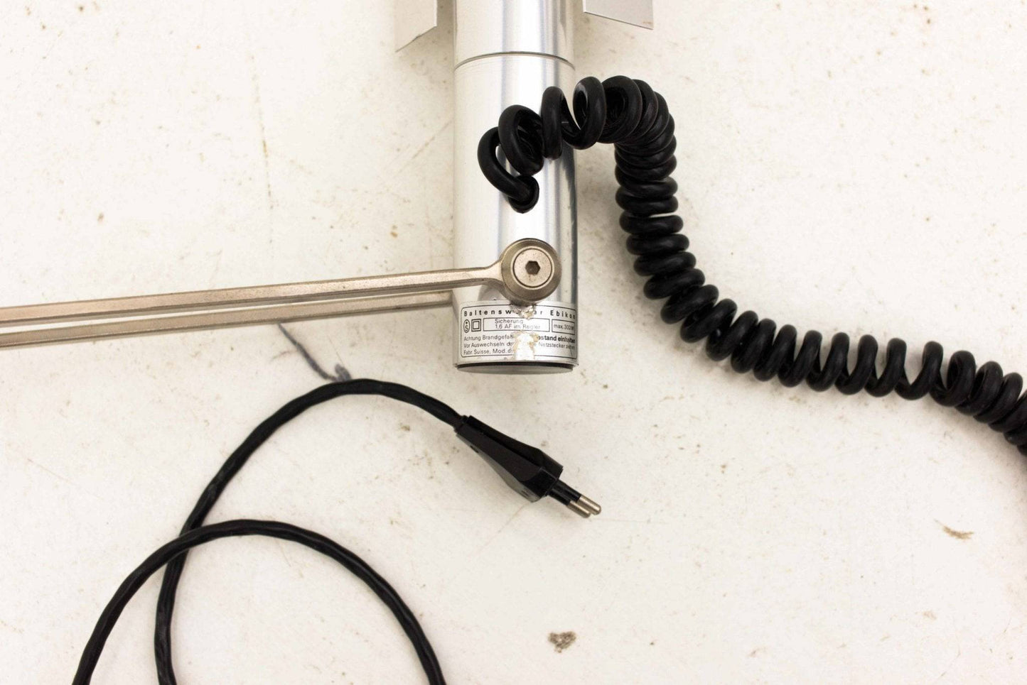 Rosemarie und Rico Baltensweiler Halo Wandleuchte - 2nd home