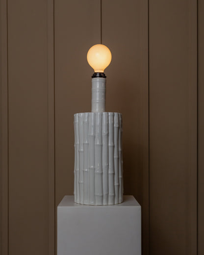 Lampe de table vintage de Tommaso Barbi en céramique blanche faite à la main