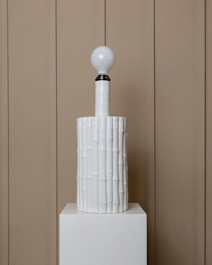 Lampe de table vintage de Tommaso Barbi en céramique blanche faite à la main