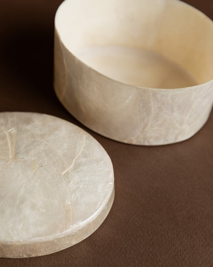 Boîte en nacre vintage Italie années 50, décoration de table raffinée 1 sur 4