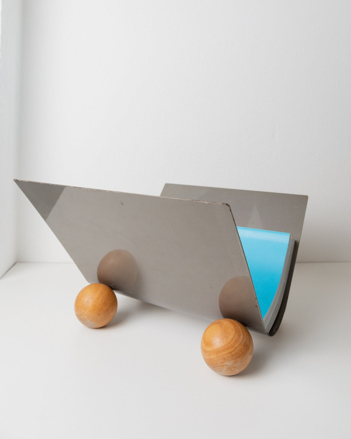 Vintage Magazine Rack Metal Wooden Feet Space Age Design 1980s Retro