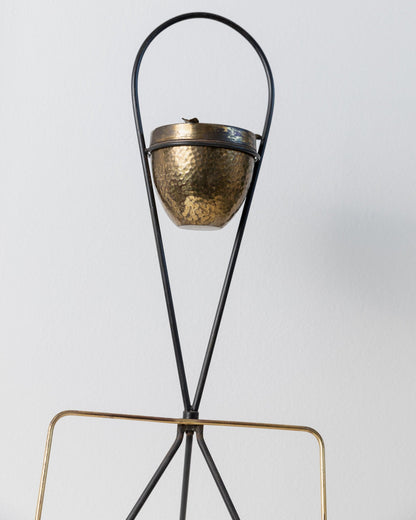 Porte-revues vintage en laiton et cendrier design du milieu du siècle années 1960 élégant