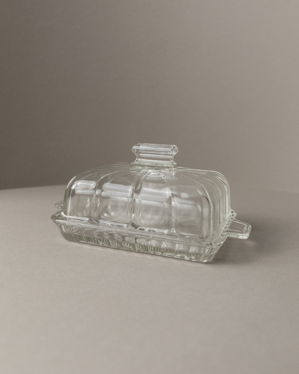 Beurrier vintage en verre transparent Art Déco Italie années 40