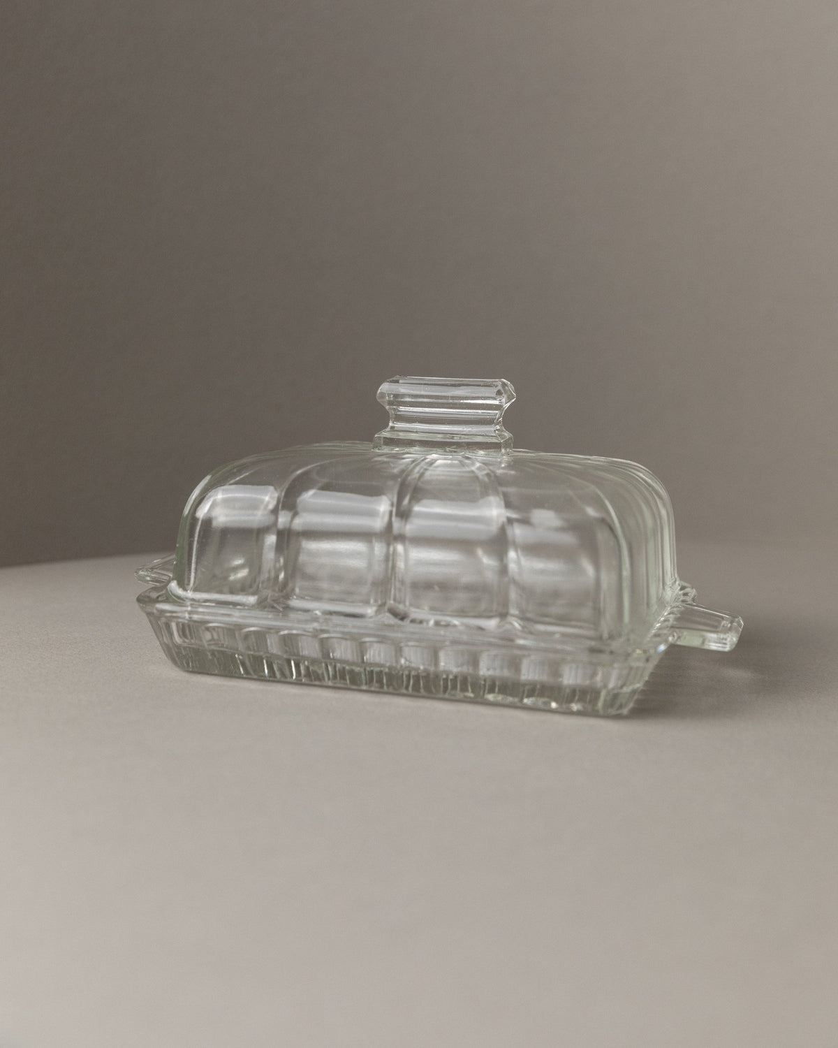 Beurrier vintage en verre transparent Art Déco Italie années 40