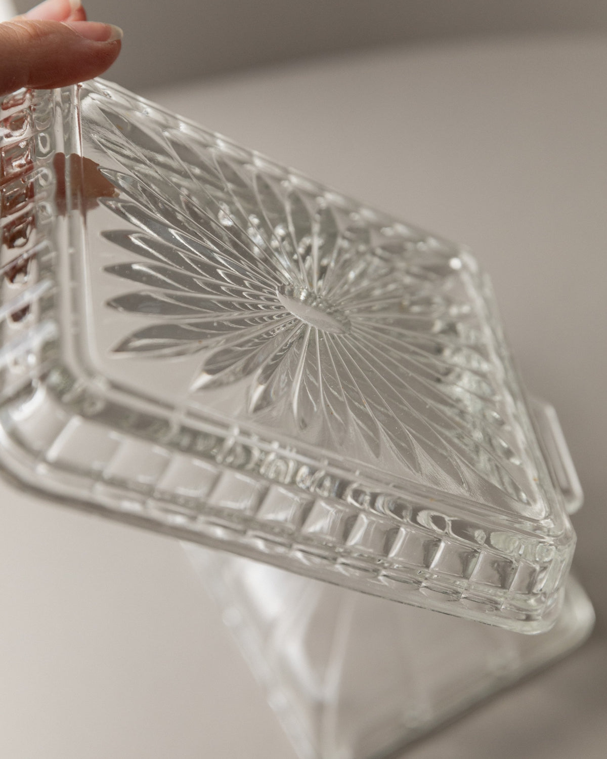 Beurrier vintage en verre transparent Art Déco Italie années 40