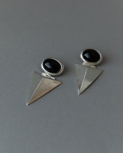 Vintage earring silver with onyx modernist design Italy 1970s retro gift