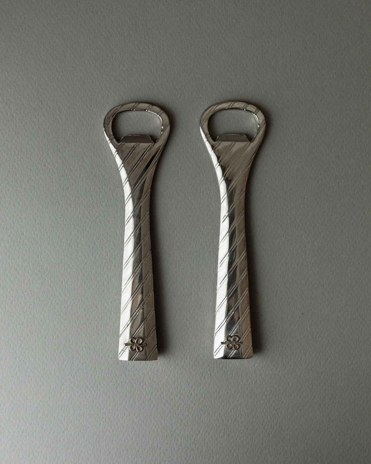 Vintage bottle opener silver plated Italy 60s striped relief set of 2