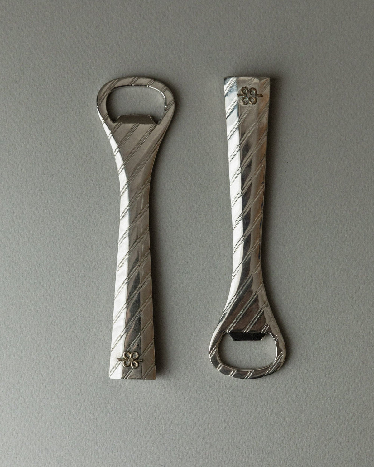 Vintage bottle opener silver plated Italy 60s striped relief set of 2