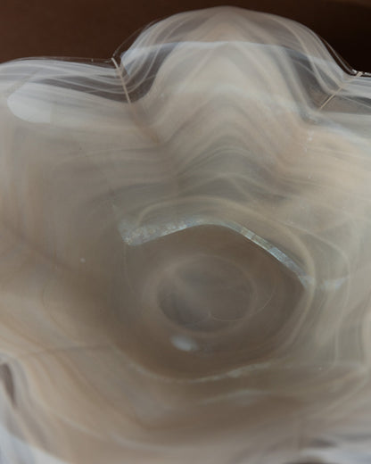 Bol Vintage en Verre de Murano en Forme de Fleur Blanc Transparent Milieu du Siècle Italie Années 80