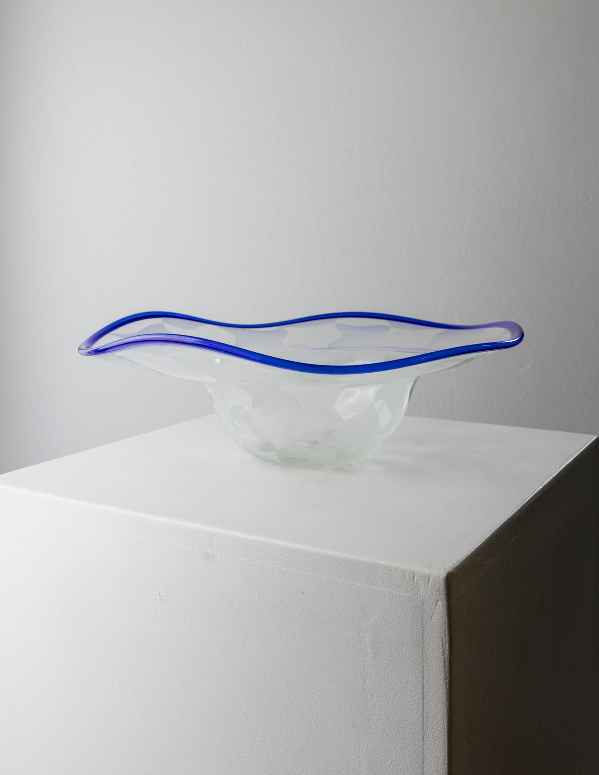 Vintage Murano Glas Schale kariert blau Wellenrand Mid Century Design 1990er