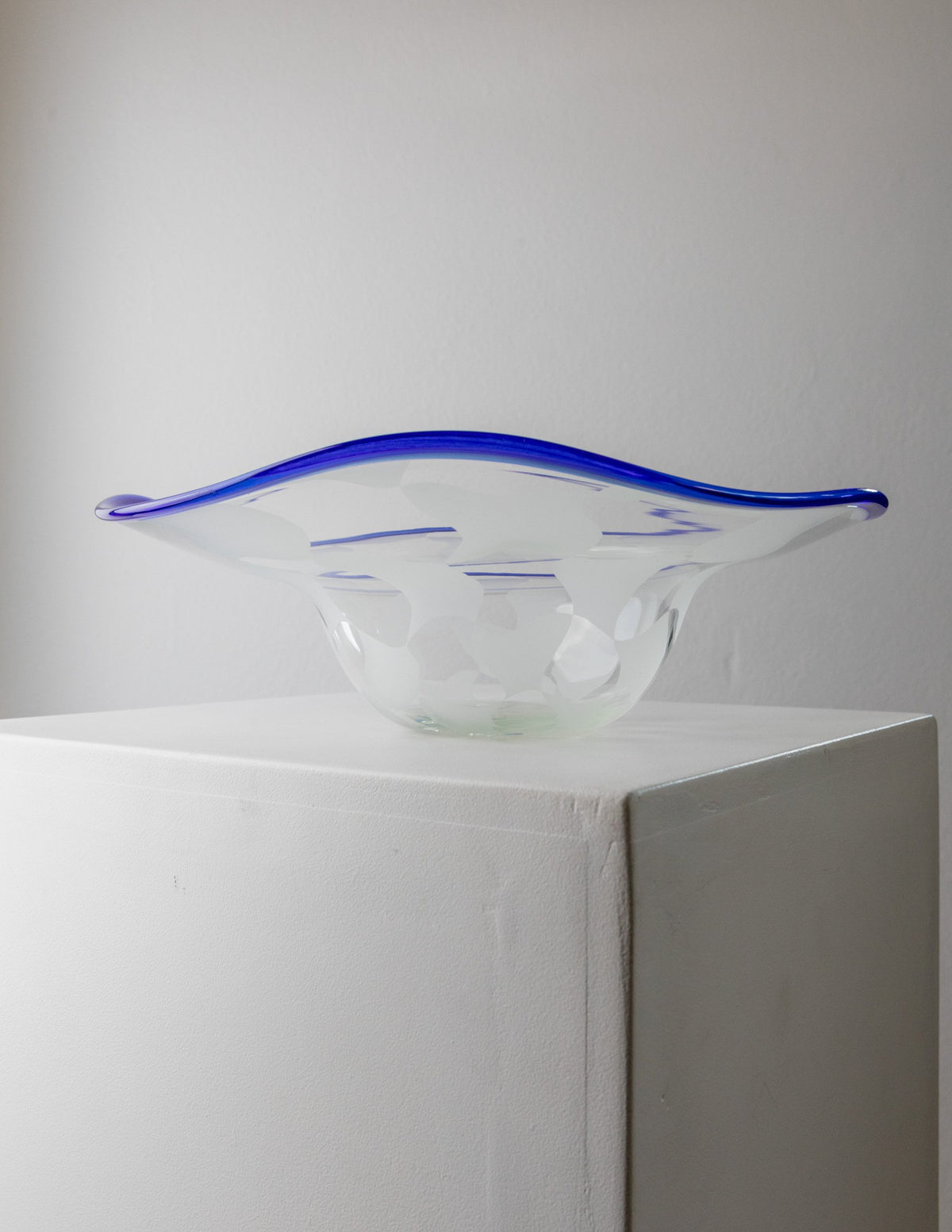 Vintage Murano Glas Schale kariert blau Wellenrand Mid Century Design 1990er