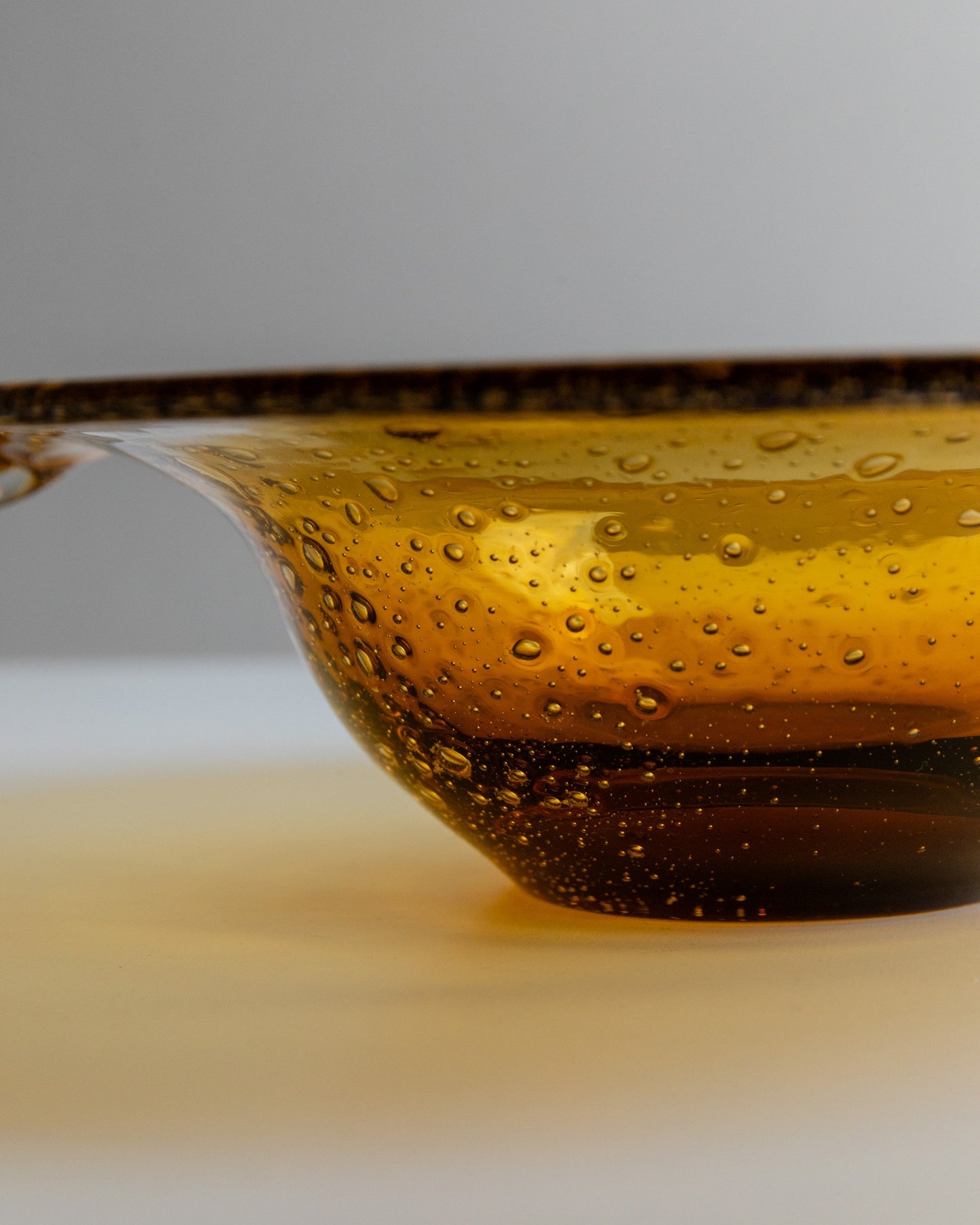 Vintage Schale Murano Glas groß bernsteinfarben mit Blasen Mid Century Design 1970er