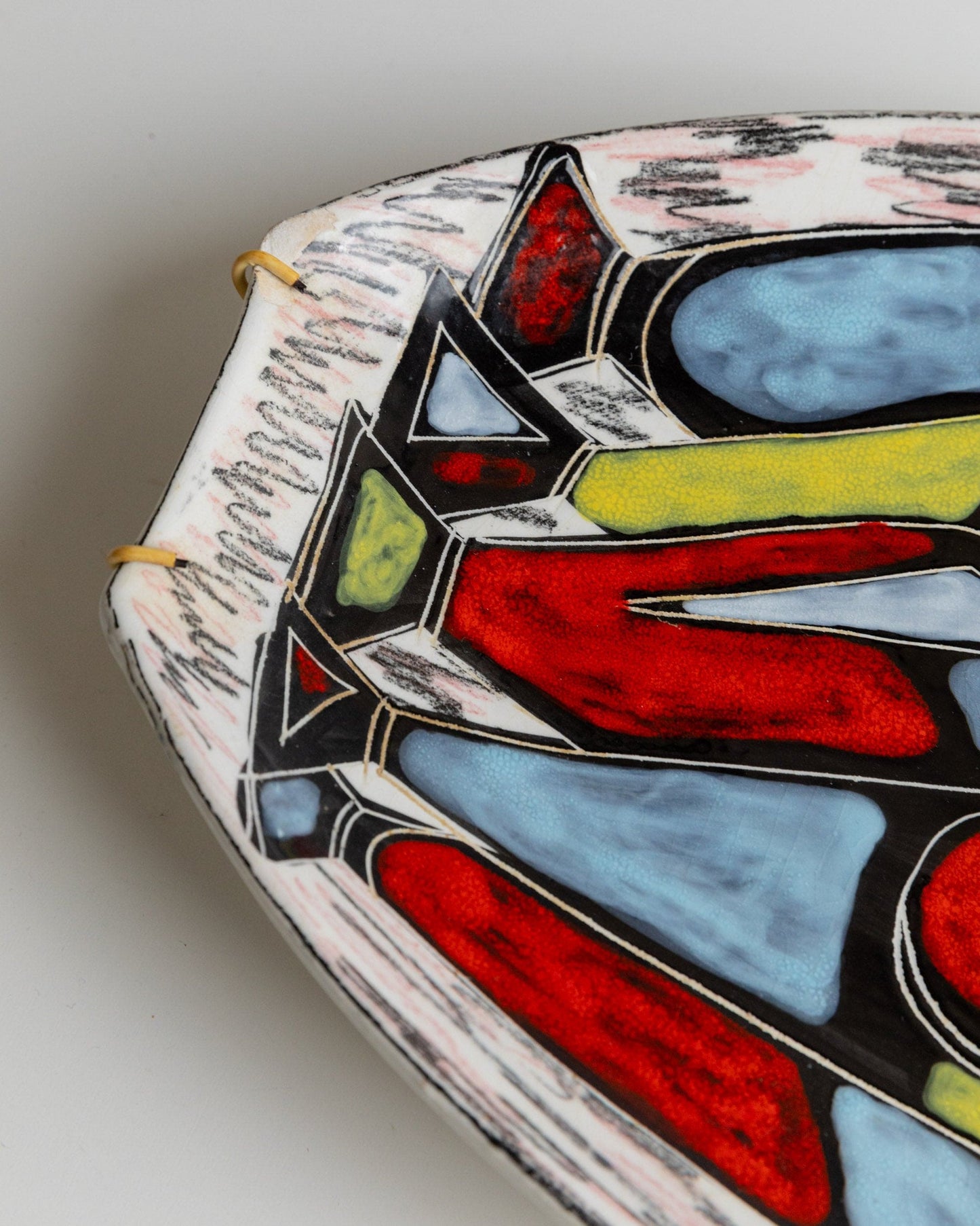 Assiette murale vintage en céramique motif abstrait coloré Design Mid Century Italie années 1970