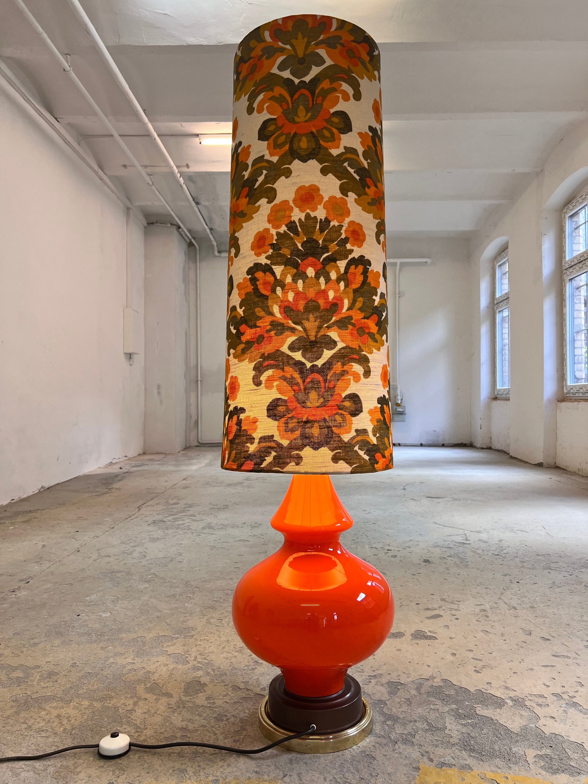 Vintage Stehlampe Flower Power orange Glasfuß beleuchtet 70er Schirm grün senfgelb