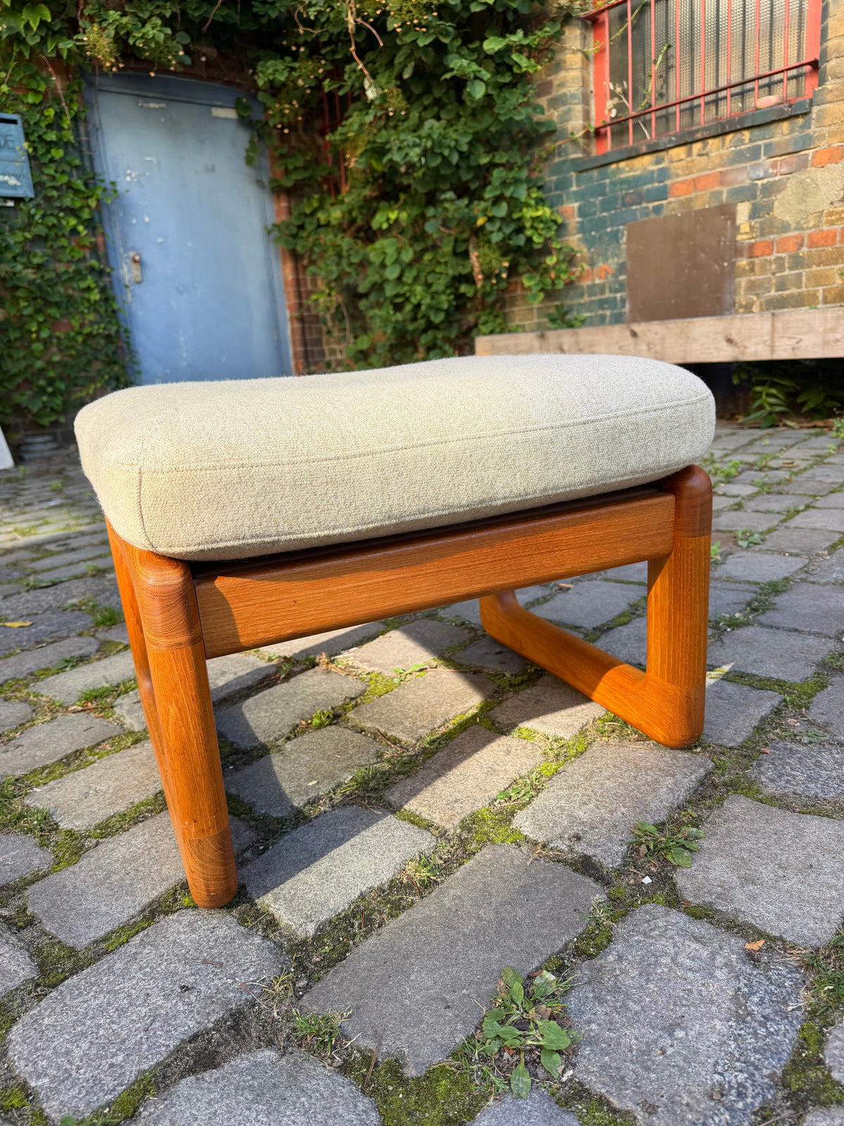 Hocker Teak und Wollstoff von Holstebro Møbelfabrik
