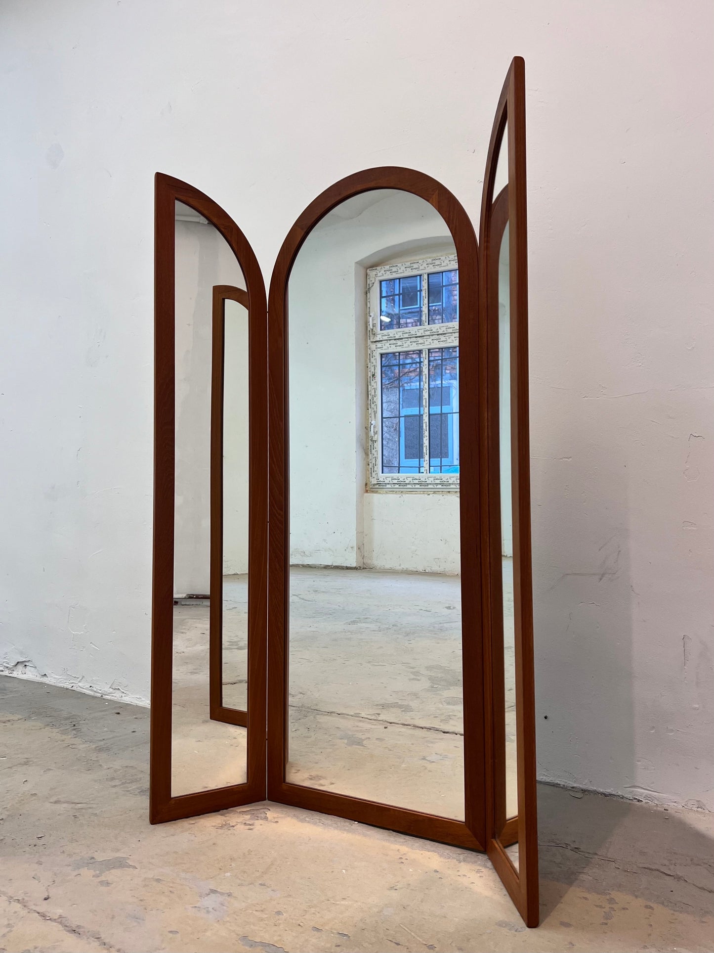 Vintage Wandspiegel von Fakse Furniture klappbar Teak